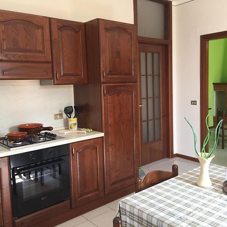 Il Porto Lejlighedshotel Tuoro sul Trasimeno Værelse billede