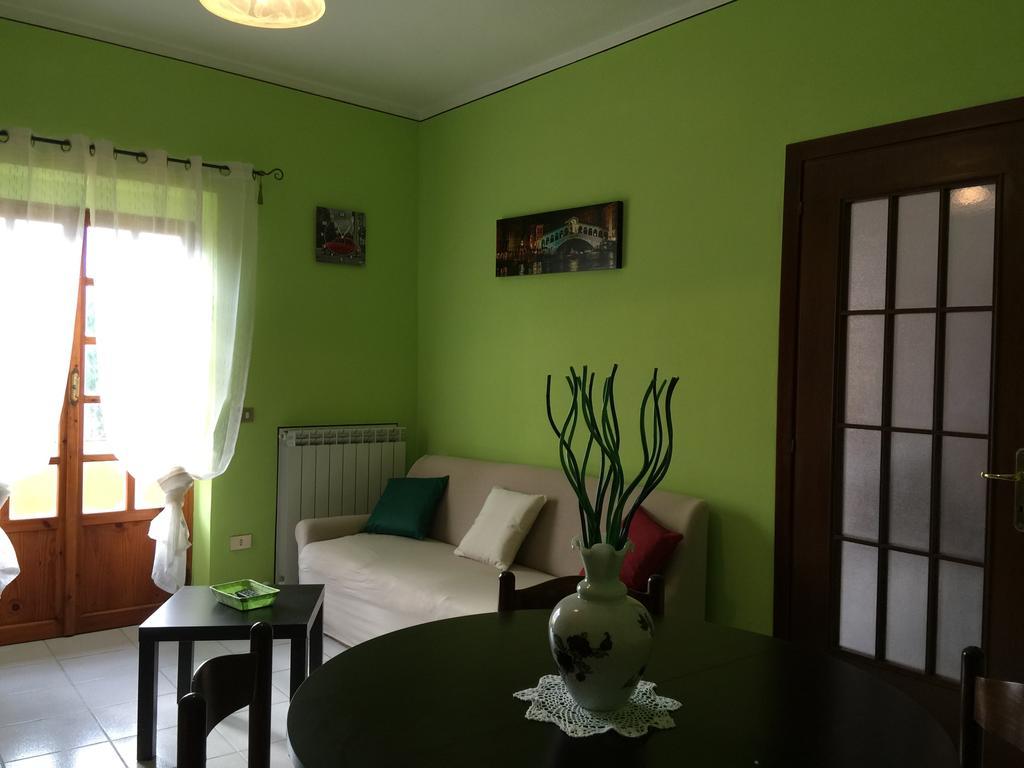 Il Porto Lejlighedshotel Tuoro sul Trasimeno Eksteriør billede
