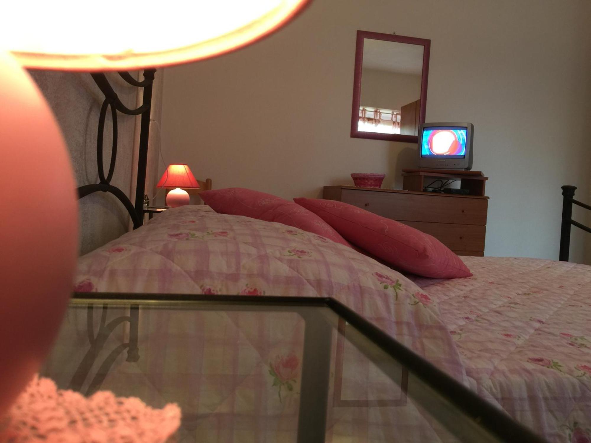 Il Porto Lejlighedshotel Tuoro sul Trasimeno Værelse billede