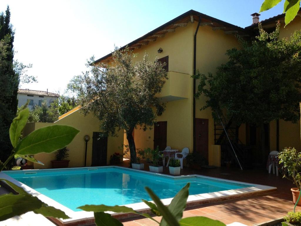 Il Porto Lejlighedshotel Tuoro sul Trasimeno Eksteriør billede