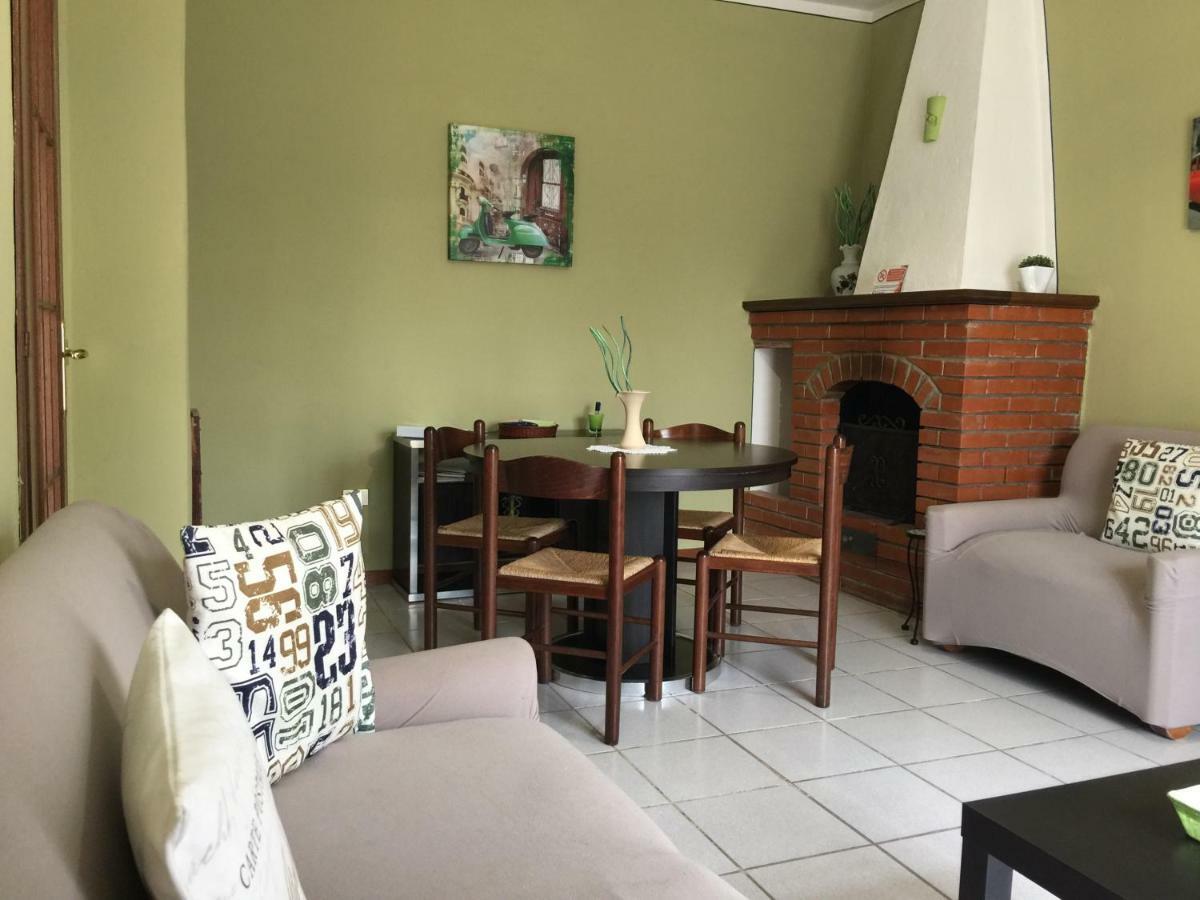 Il Porto Lejlighedshotel Tuoro sul Trasimeno Eksteriør billede