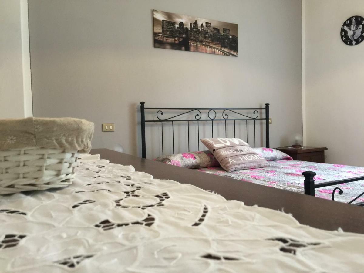 Il Porto Lejlighedshotel Tuoro sul Trasimeno Eksteriør billede